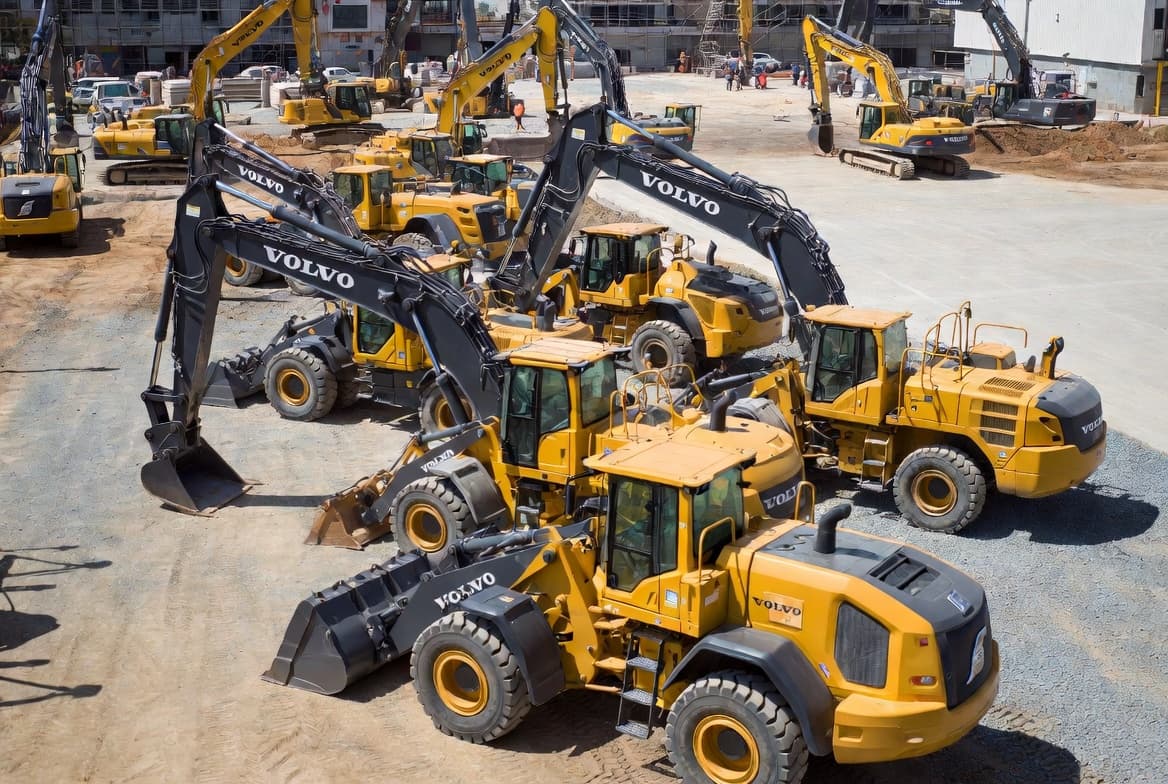 Volvo CE Reports Higher Machine Volumes and Improved Q2 2026 Earnings
